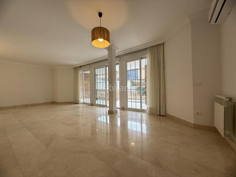 Foto 224f02da-6923-4e8e-8798-2640ae8d24eb. Rent semi detached house with heating pool in Sector S Boadilla del Monte