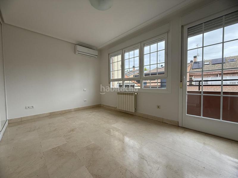 Foto 29b3c8ec-fdf0-45dc-ae41-0e7540b0c1b0. Rent semi detached house with heating pool in Sector S Boadilla del Monte