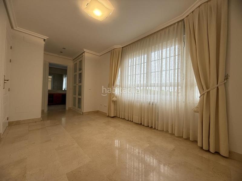 Foto 525f698e-9a57-43be-8ad8-d5db54241f03. Rent semi detached house with heating pool in Sector S Boadilla del Monte