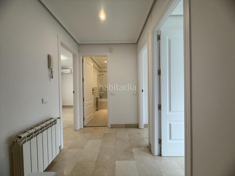 Foto 8ebbd13e-040a-4470-9a81-e4fd1b1caacc. Rent semi detached house with heating pool in Sector S Boadilla del Monte