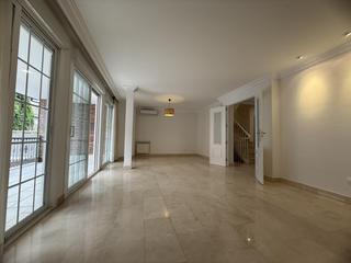 Rent Semi detached house  Isabel de portugal