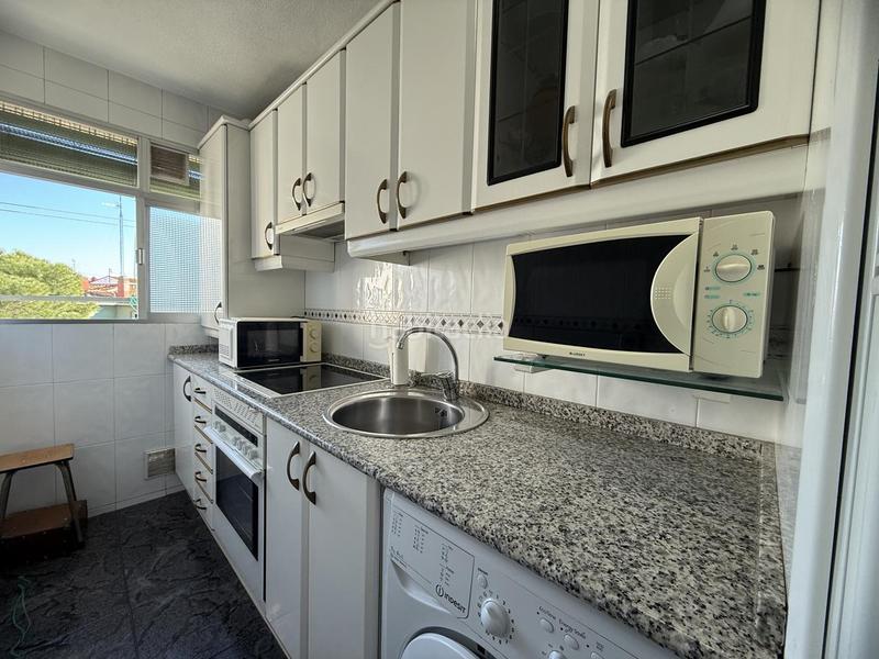 Foto 20b553a7-7737-43b6-83d5-6e58ecea2956. Flat with heating in Puerta Bonita Madrid