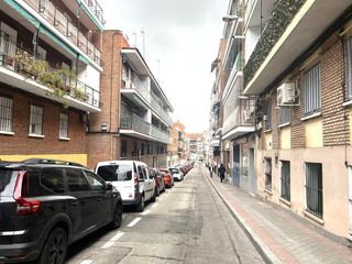 Rez-de-chaussée  De la alegría