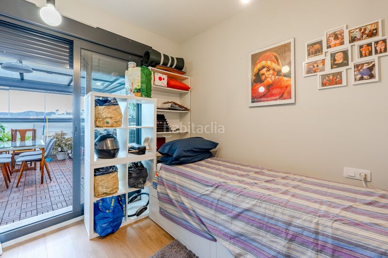 Foto b52d91eb-e9e2-4807-b7c0-94f8913f5bf9. Dachwohnung mit heizung parking pool in La Catalana Sant Adrià de Besòs