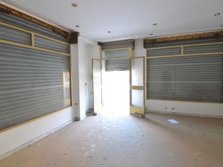 Local Comercial en San Jose de la Rinconada. Local comercial de esquina