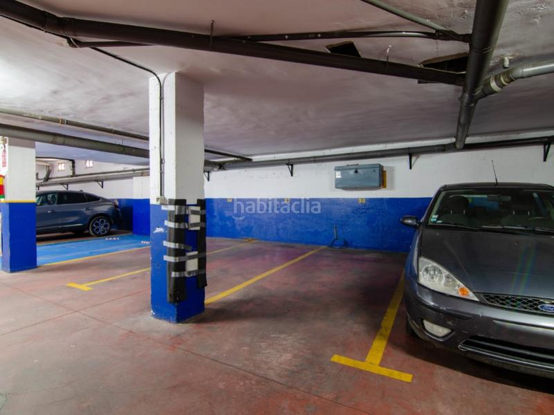 Foto b76e1b40-766f-4a20-a0af-cffce611e247. Autoparkplatz in San Jose de la Rinconada
