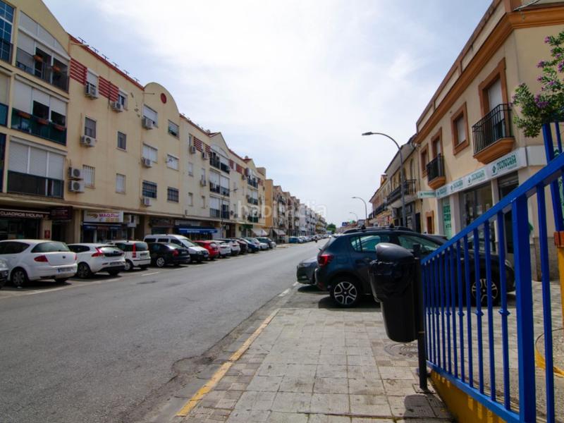 Foto d9e86a9f-5b6a-4968-a4b2-d3181a483bfc. Autoparkplatz in San Jose de la Rinconada