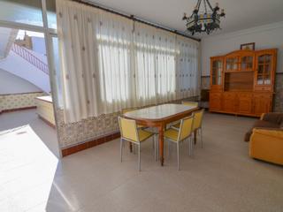 Casa a San Jose de la Rinconada. Oportunidad única en pleno centro de san josé de la rinconada!