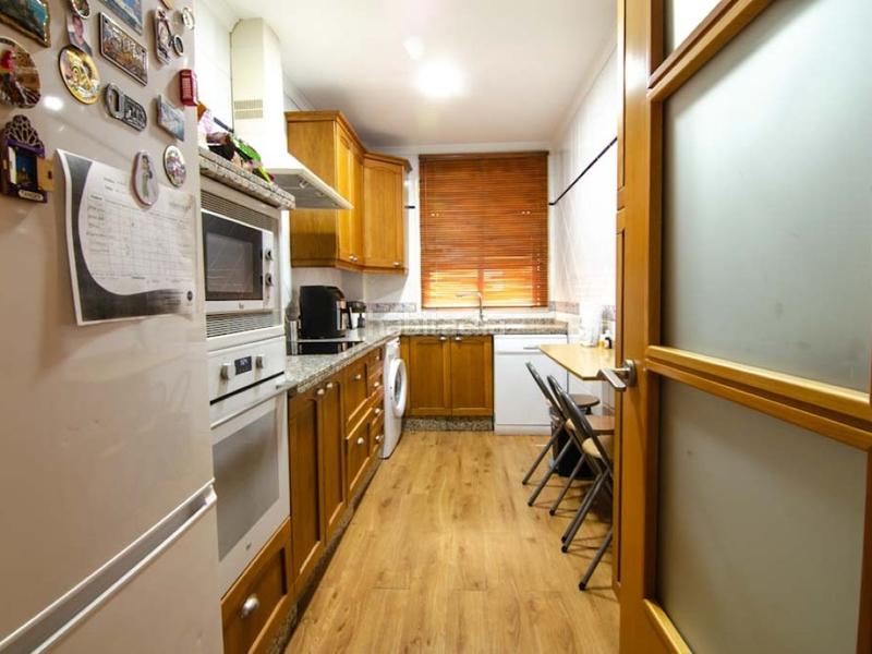 Foto 85cf66b0-9307-4cb1-af61-5fb935382e7f. Piso tu nuevo hogar en la rinconada te está esperando! en Rinconada (La)