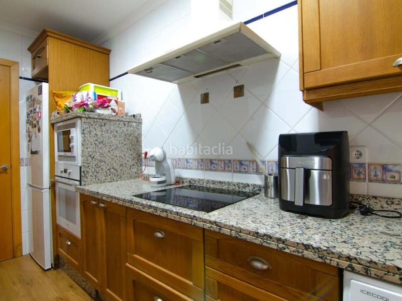 Foto b981a4dd-bb9b-4e85-a7a2-f35c11584d25. Piso tu nuevo hogar en la rinconada te está esperando! en Rinconada (La)