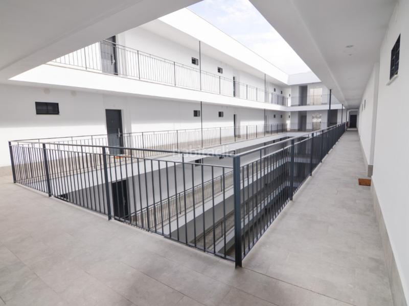 Foto 2b113399-694e-4fe6-9700-13ed5a721c46. Lloguer pis amb aparcament a San Jose de la Rinconada