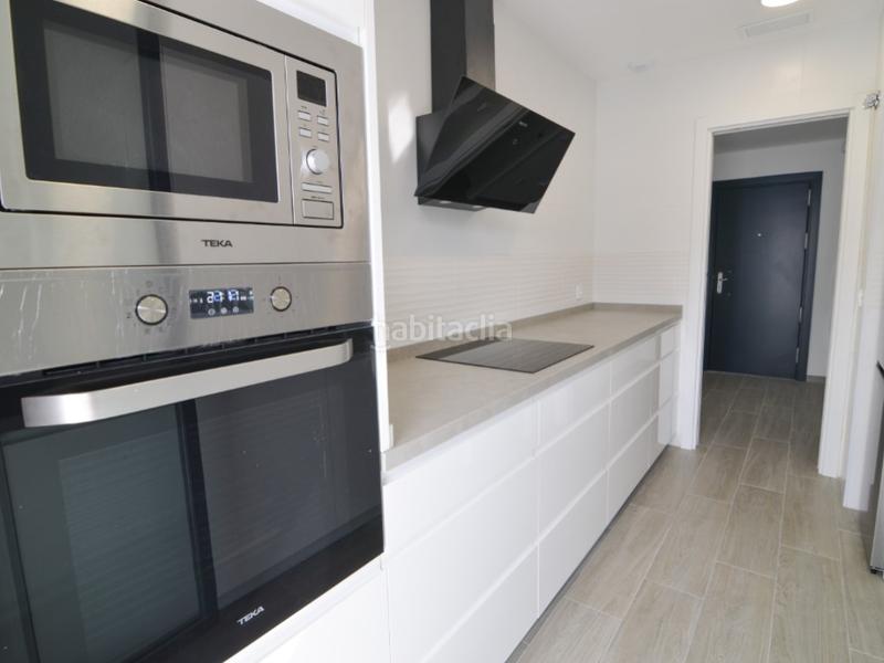 Foto f2f31ca1-2da6-4f5a-9b1e-d72841a45703. Lloguer pis amb aparcament a San Jose de la Rinconada