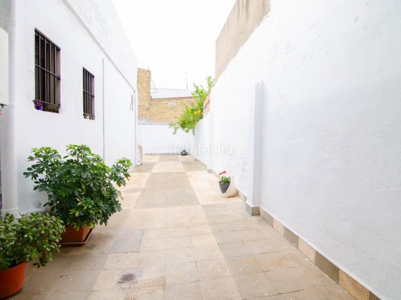 Foto 1e94e097-67f4-418b-9eee-fb85c388f7d3. Casa amb aparcament a San Jose de la Rinconada