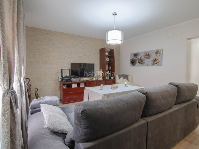 Foto 3916889f-63d0-4088-bbe1-2ee682cbd723. Casa amb aparcament a San Jose de la Rinconada