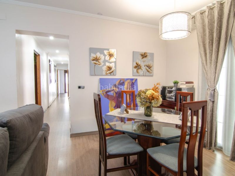 Foto a17108be-8fd8-4cd6-9829-7657465193eb. Casa amb aparcament a San Jose de la Rinconada