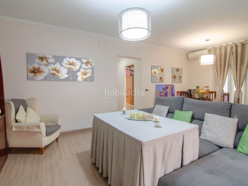 Foto cb7175fd-83c7-4e9a-991c-8f3b129650ca. Casa amb aparcament a San Jose de la Rinconada