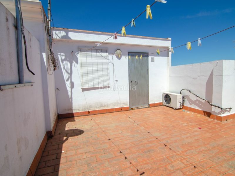 Foto 3b9b7153-bc66-4e46-86b6-920d86e02b34. Casa amb aparcament a Brenes