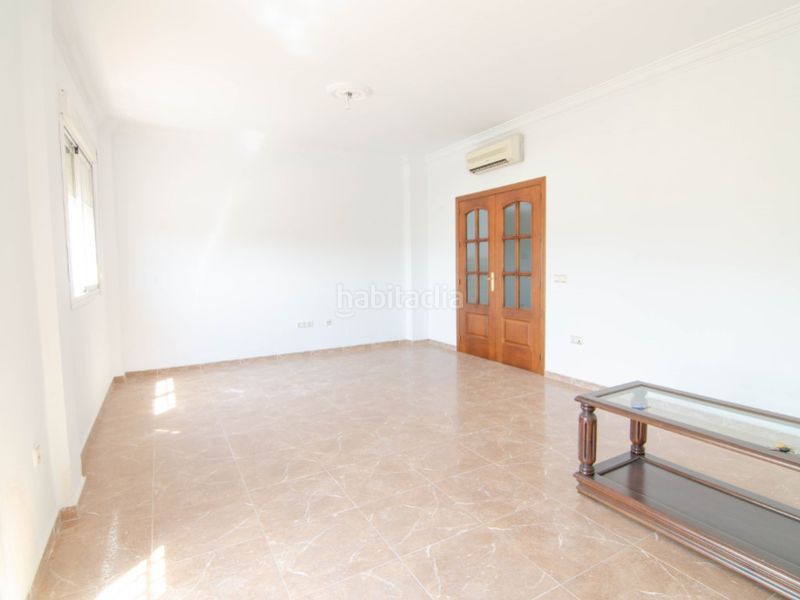 Foto 0ff35390-6f61-4608-a416-39a667cb4847. Casa amb aparcament a San Jose de la Rinconada
