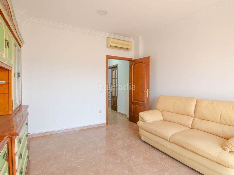 Foto 798f7bd2-45f7-42ce-9309-b13e8bc9bff8. Casa amb aparcament a San Jose de la Rinconada