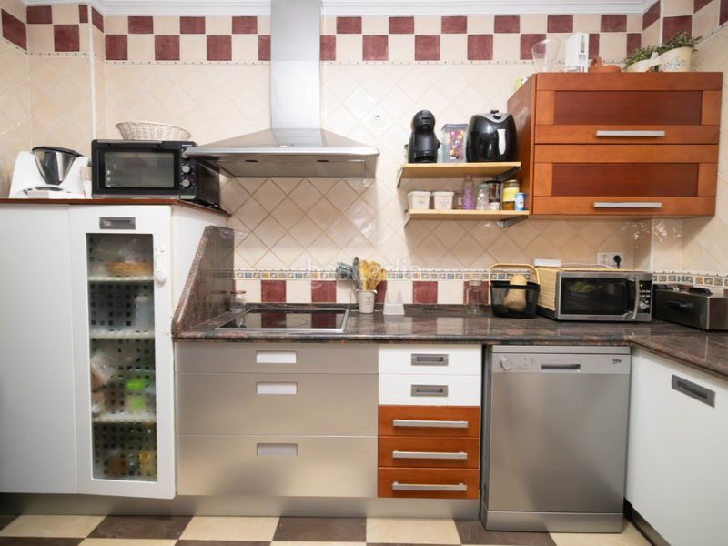 Foto ec756d8a-0205-4547-9300-14a670d0f3bc. Casa amb aparcament a San Jose de la Rinconada