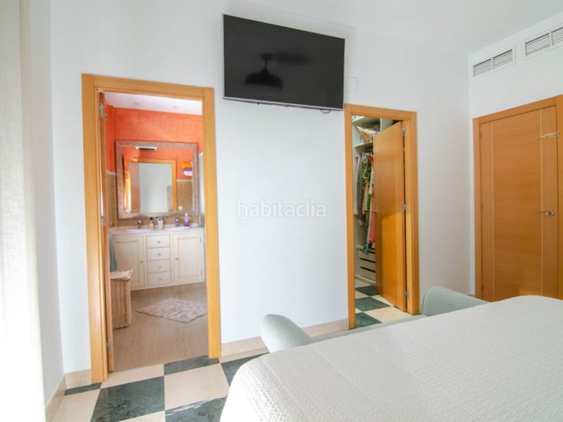 Foto 79f113a6-bb8a-4148-aa53-c059ab130436. Casa amb aparcament a San Jose de la Rinconada