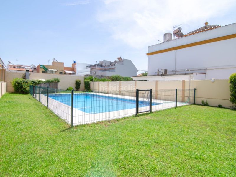 Foto 80d538a2-5159-491c-a9a6-e92ced97068d. Casa amb aparcament a San Jose de la Rinconada