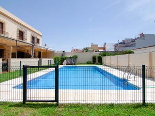 Casa a San Jose de la Rinconada. Casa 4 habitaciones, triplex venta la rinconada