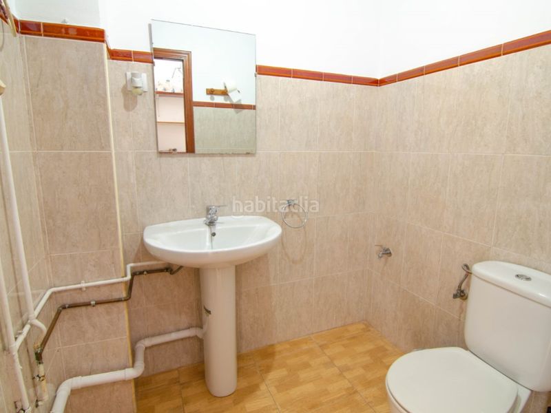 Foto c760f0cf-640c-49a5-ac9d-db74377bf04d. Local comercial a San Jose de la Rinconada