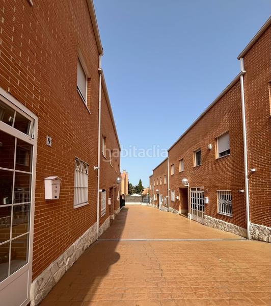 Foto d38fcf0c-8d96-4592-ad1a-b614c3f5d5ea. Reihenhaus mit heizung pool in Las Lomas-Salinera-La Muñeca Guadalajara