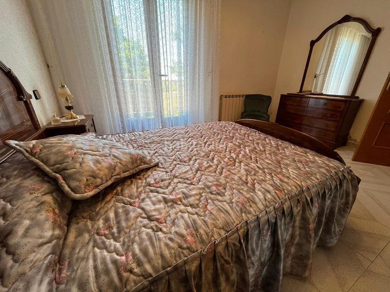 Foto a4e0a65f-68ba-4ba7-8b9a-5d524520cdd5. Semi detached house with heating in Torija