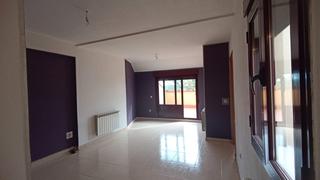 Appartement à Horche. Piso nuevo con terraza y vistas al valle