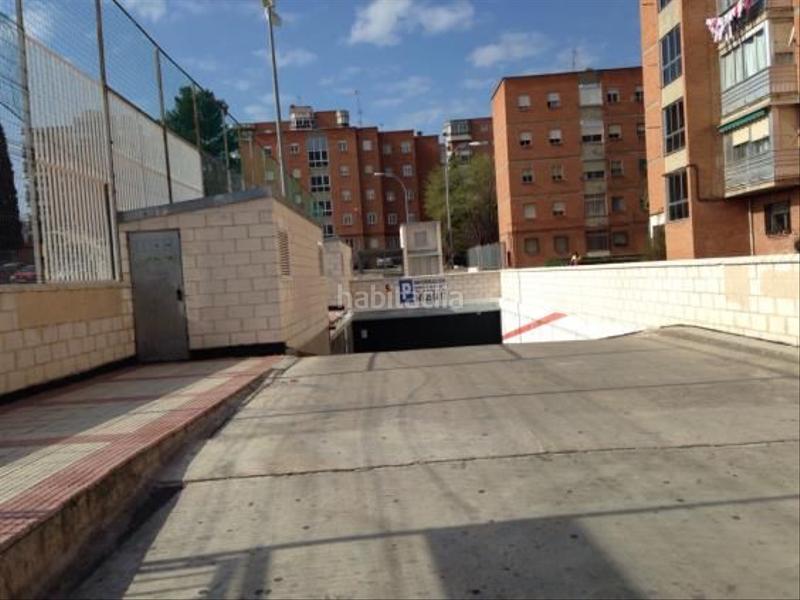 Foto 4d7cac3d-f09a-46c1-8cda-158c091bf09c. Car parking in calle general moscardó guzmán 63 in Guadalajara