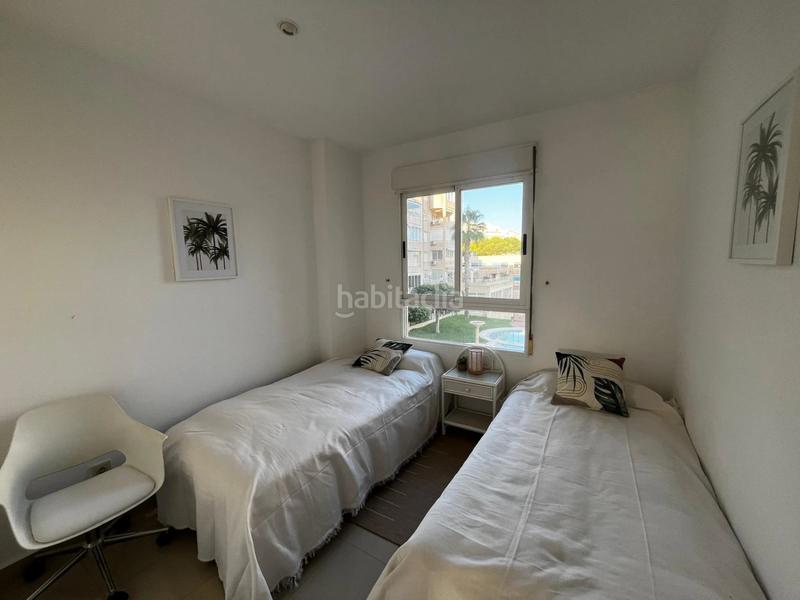 Foto b3f742de-96cc-41ef-9d01-1b3786273b0c. Rent flat with parking pool in Playa Muchavista Campello (el)
