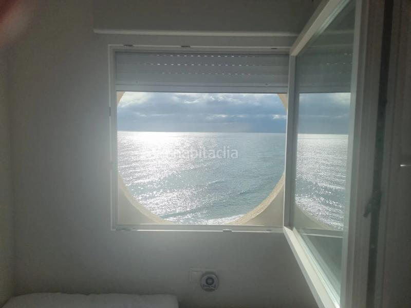Foto f490c024-555d-4c2c-80ec-27fe6fa76ec8. Lloguer pis amb calefacció aparcament piscina a Pueblo Español-Coveta Fumá Campello (el)
