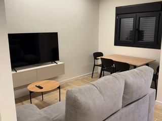 Lloguer Apartament a Plaza Crevillente - Antiguos Juzgados - El Asilo. Apartamento en alquiler en bajo vinalopó  sector v