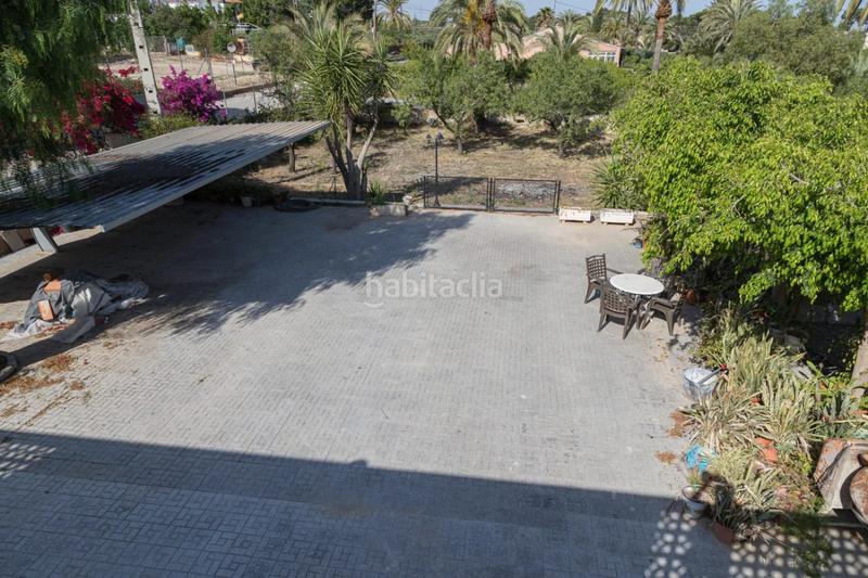 Foto 9259a4ea-fbaf-4634-98c4-a89a553b0629. Miete chalet mit parking in Crevillente