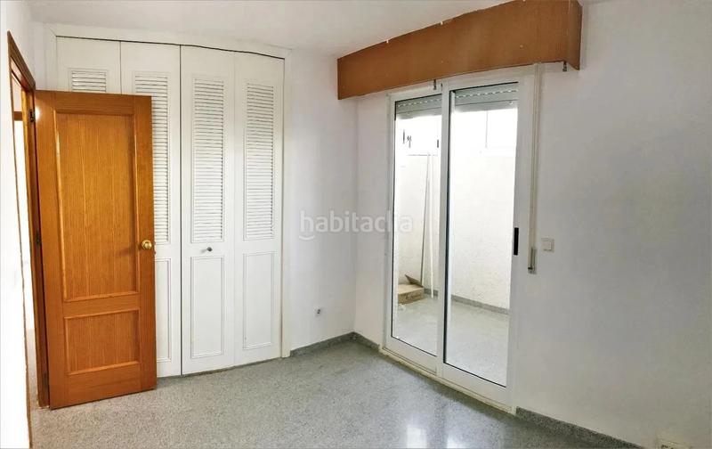 Foto 37648e3f-1e8d-42b4-9571-7ee58c546e82. Rent flat with parking pool in Playa Muchavista Campello (el)