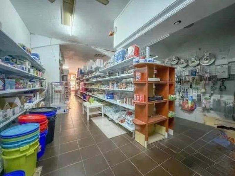 Foto 7a014e63-7073-4e8f-95fa-ad2da80b351a. Local comercial local en venta oeste la princesa carretera de cádiz en Málaga