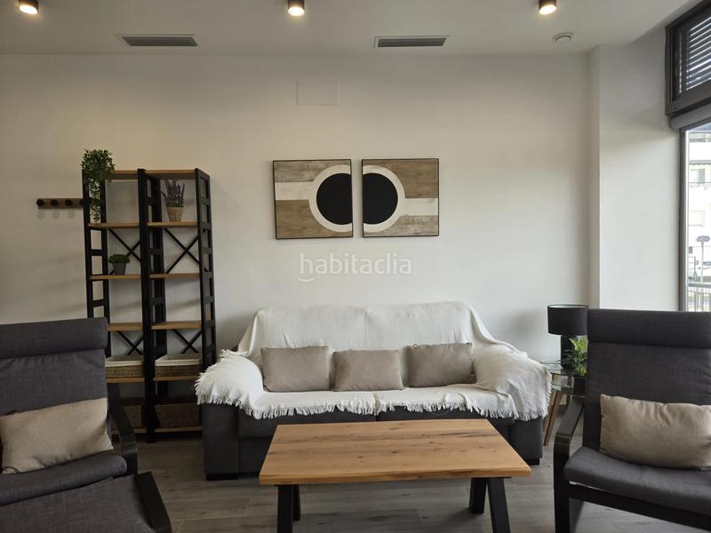 Foto 08f92dbb-f24f-49c3-bbb5-831d2c8b8f4b. Lloguer apartament amb calefacció aparcament a Gelves