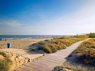 Rent Flat in Gava Mar. Piso en alquiler en baix llobregat  gavà mar