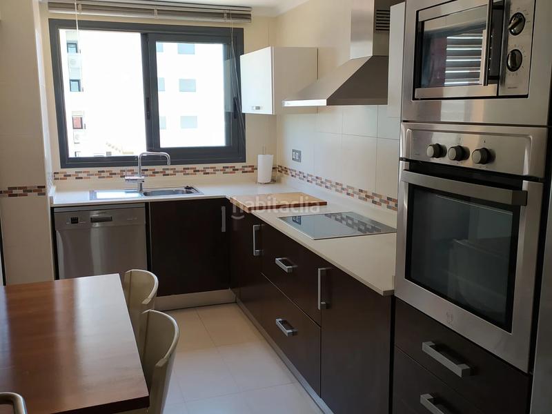 Foto db9e0539-18a6-4c7b-b1ea-3c600ba64b93. Miete appartement mit heizung parking pool in PAU 5 Alicante