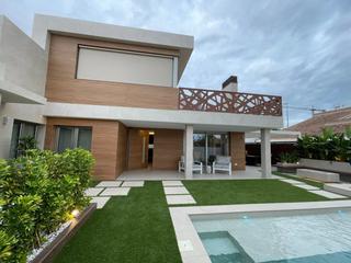 Chalet à El Esparragal. Chalet en venta en murcia  montepinar