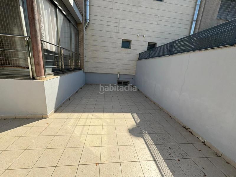 Foto 13b4c396-c1cd-4ff1-8809-5973d9871865. Chalet with heating parking in Park Nord - Casona Gandia