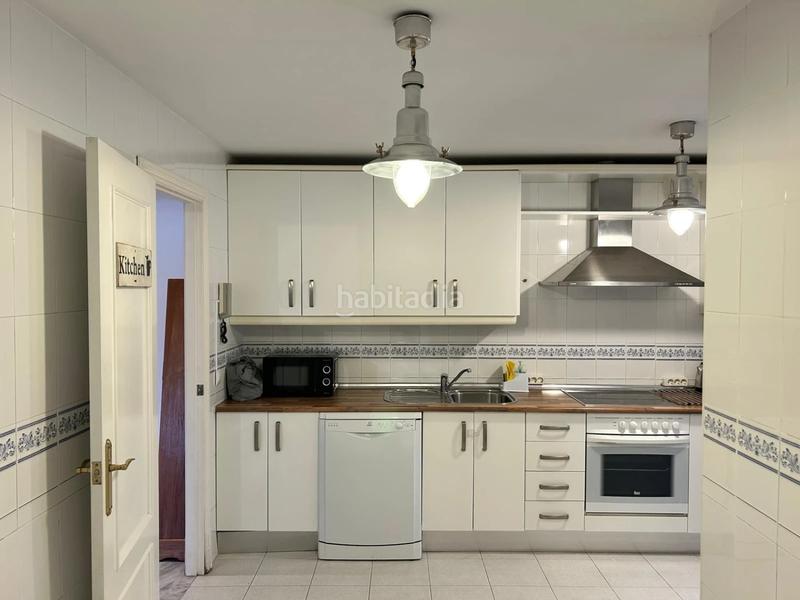 Foto a1881ce0-d99c-43b6-b231-9081a4c45c56. Location appartement avec chauffage parking piscine dans Gelves