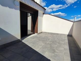 Rent Penthouse in Juan Carlos I. Ático en alquiler en murcia  avenida príncipe de asturias