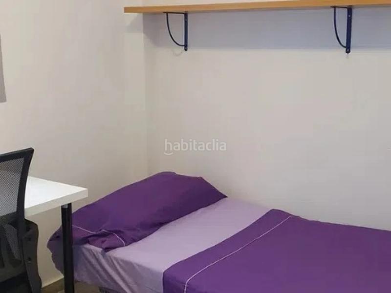 Foto 08cb7e51-14d9-4cf5-ae89-5c2460ec03b8. Alquiler piso  en alquiler oeste carranque cruz de humilladero en Málaga