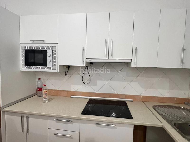 Foto 15ce2b65-a810-4bc2-a470-3d80e5867297. Duplex in Barrio de Ciudad Jardín Málaga