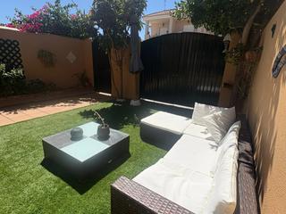 Chalet à Núcleo urbano. Chalet en venta en chiclana  chiclana de la frontera