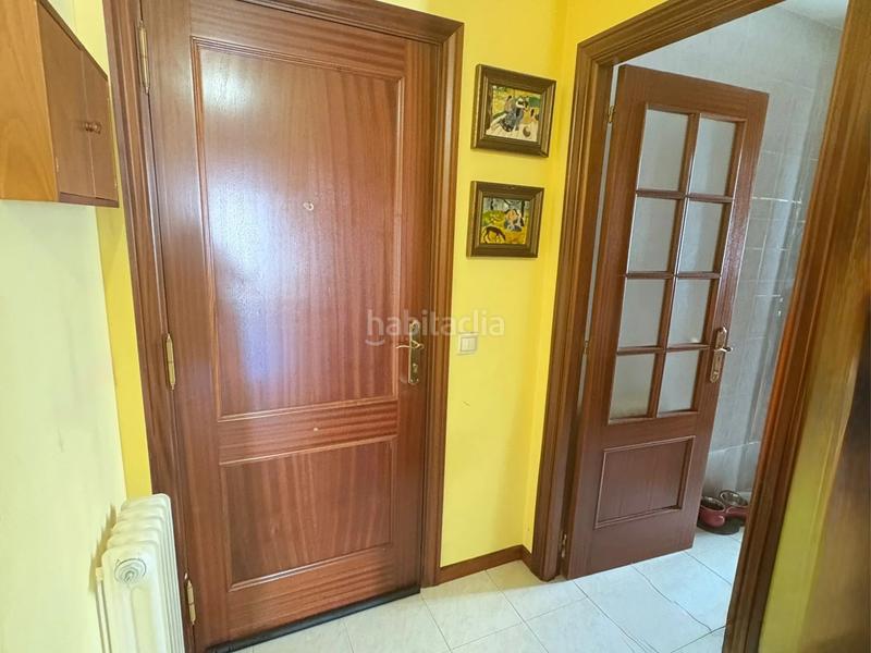 Foto 4c52bf5f-b50d-4732-ae34-d6c8b33f9467. Casa amb calefacció aparcament a O Milladoiro Ames