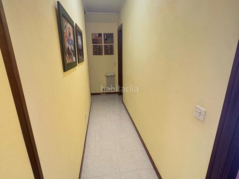 Foto 5f011b4f-b5aa-497d-8187-62309b24e691. Casa amb calefacció aparcament a O Milladoiro Ames